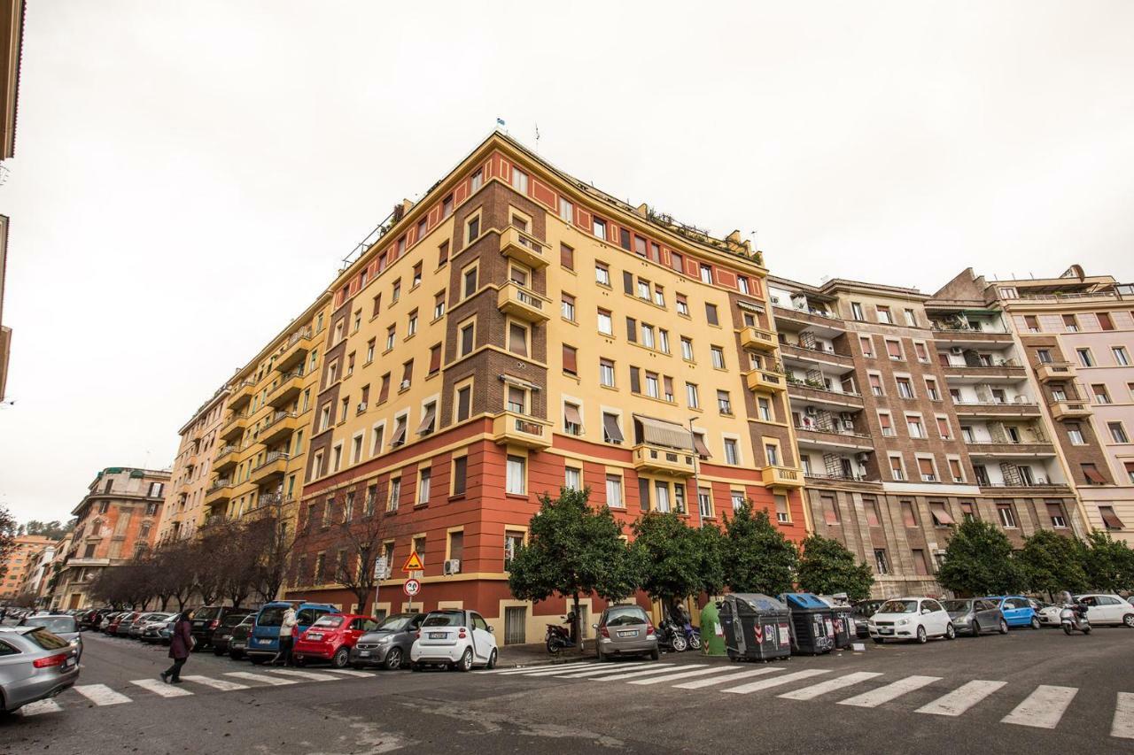 Insula Petri _ 2Bdr Apartment ローマ エクステリア 写真