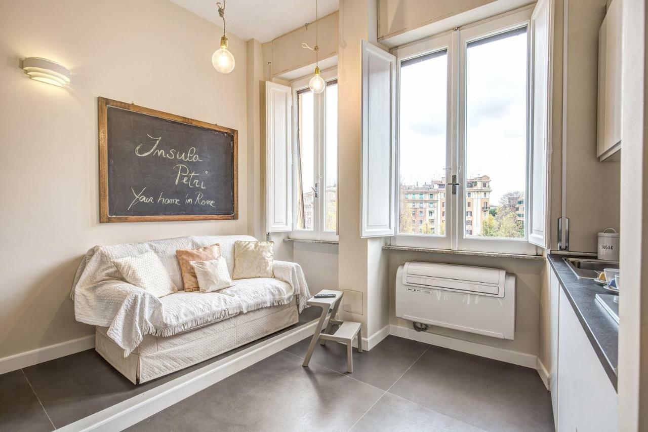 Insula Petri _ 2Bdr Apartment ローマ エクステリア 写真